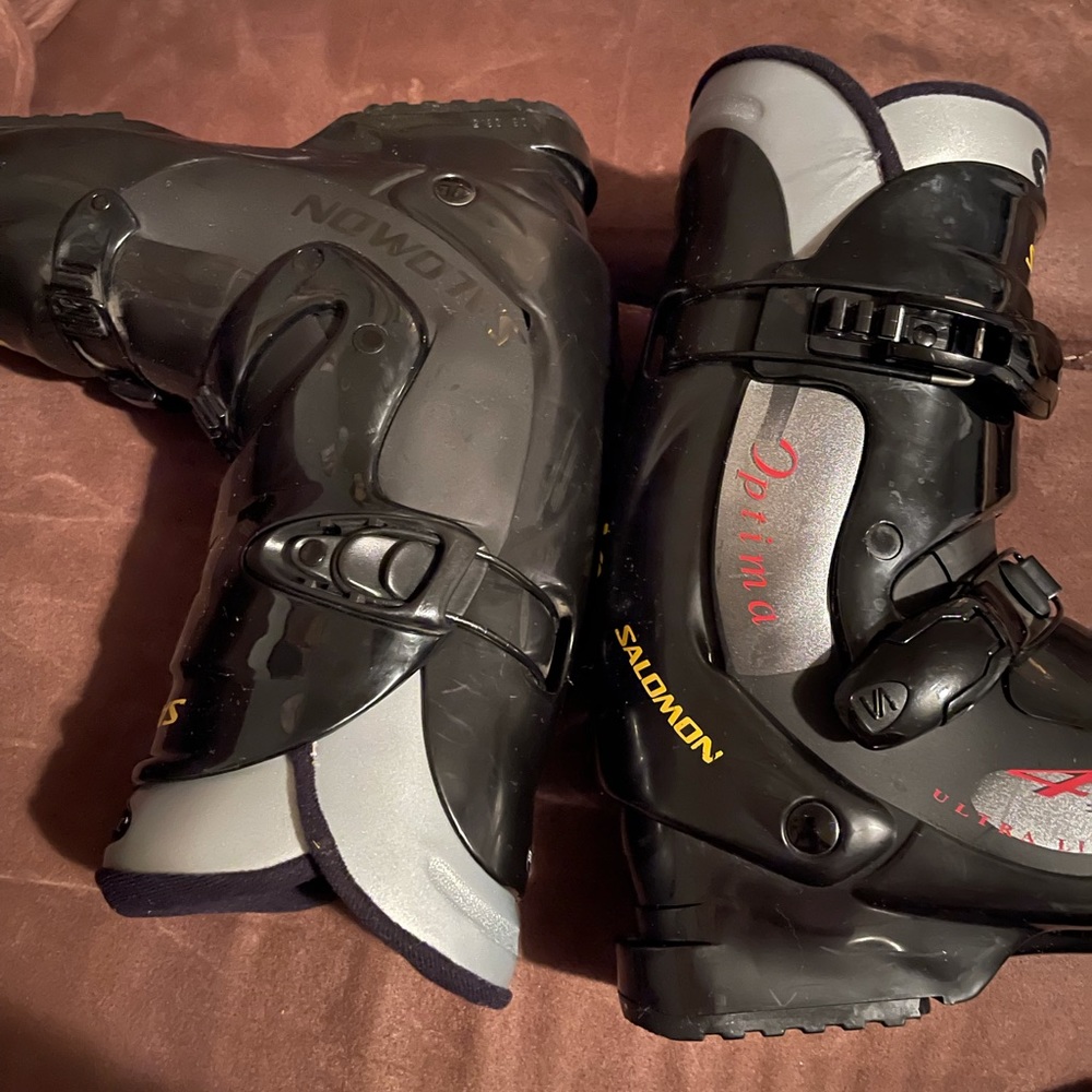 Salomon Optima 4.2 ultra light ski boots